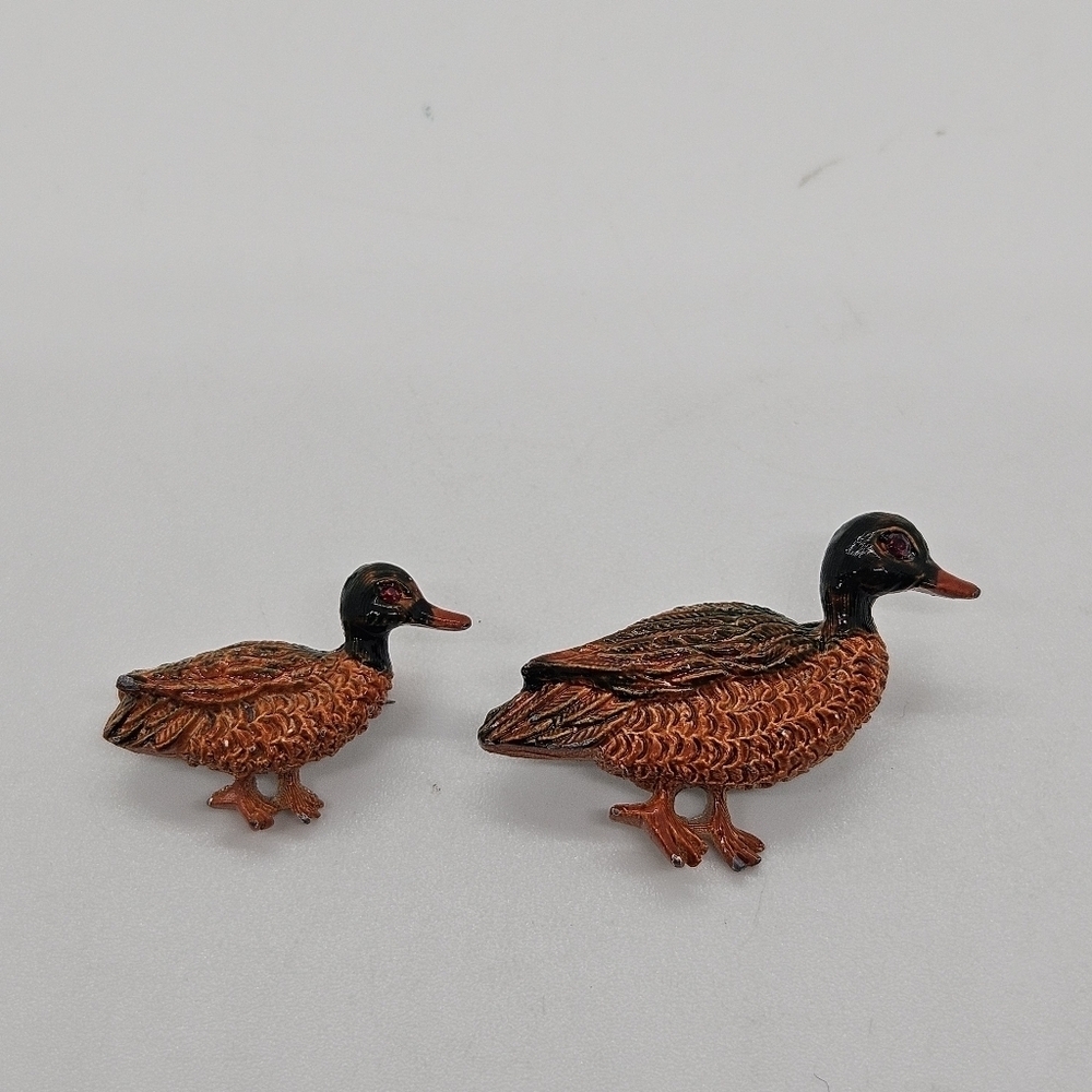 Gerry's pair of duck pins